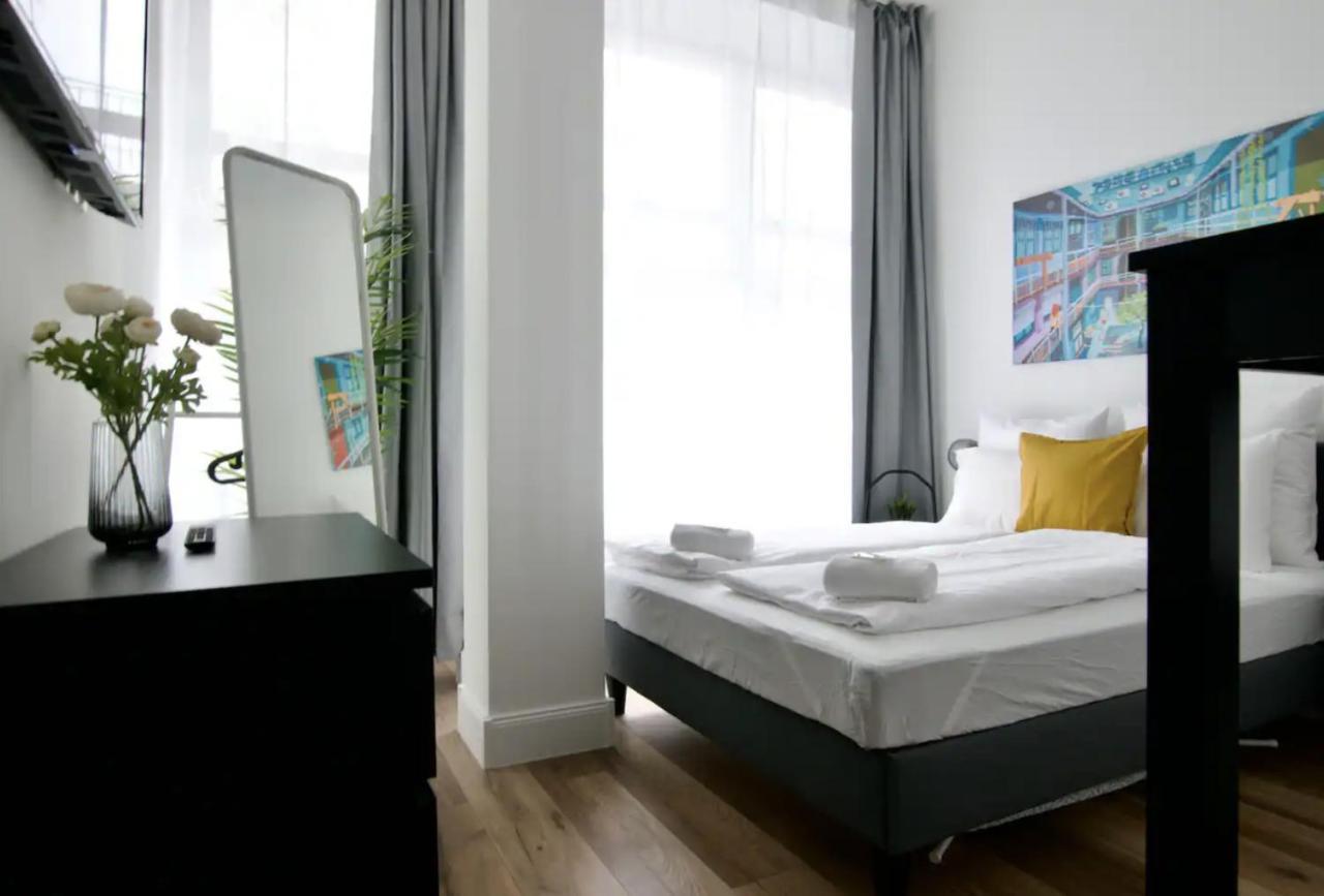 Studio Apartments By Hi5- Apartment In Downtown ブダペスト エクステリア 写真