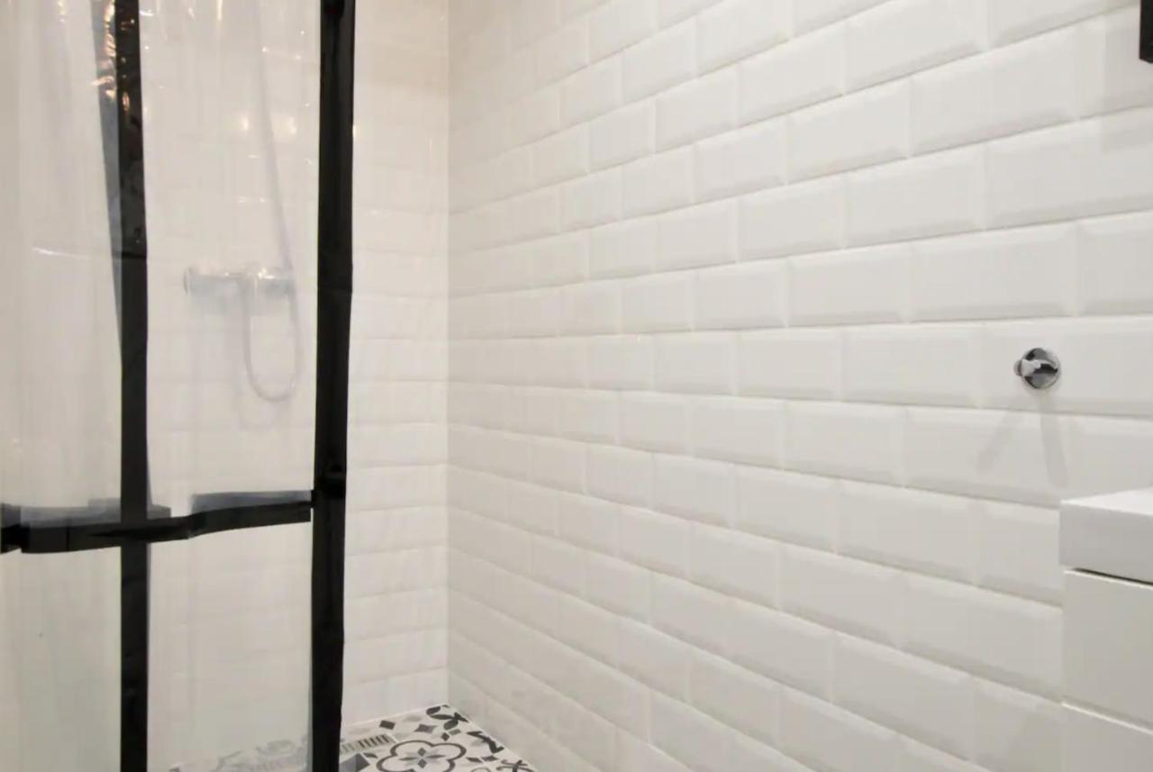Studio Apartments By Hi5- Apartment In Downtown ブダペスト エクステリア 写真