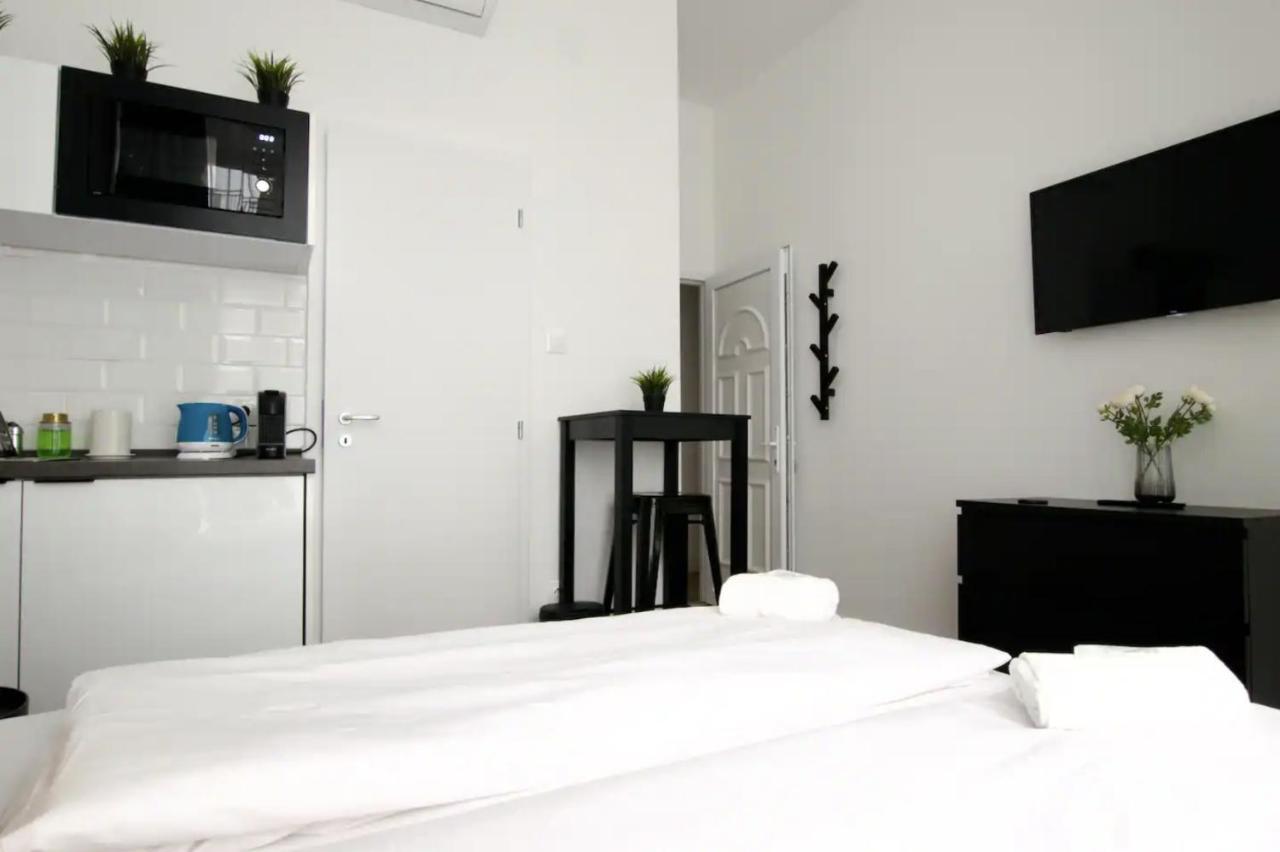 Studio Apartments By Hi5- Apartment In Downtown ブダペスト エクステリア 写真